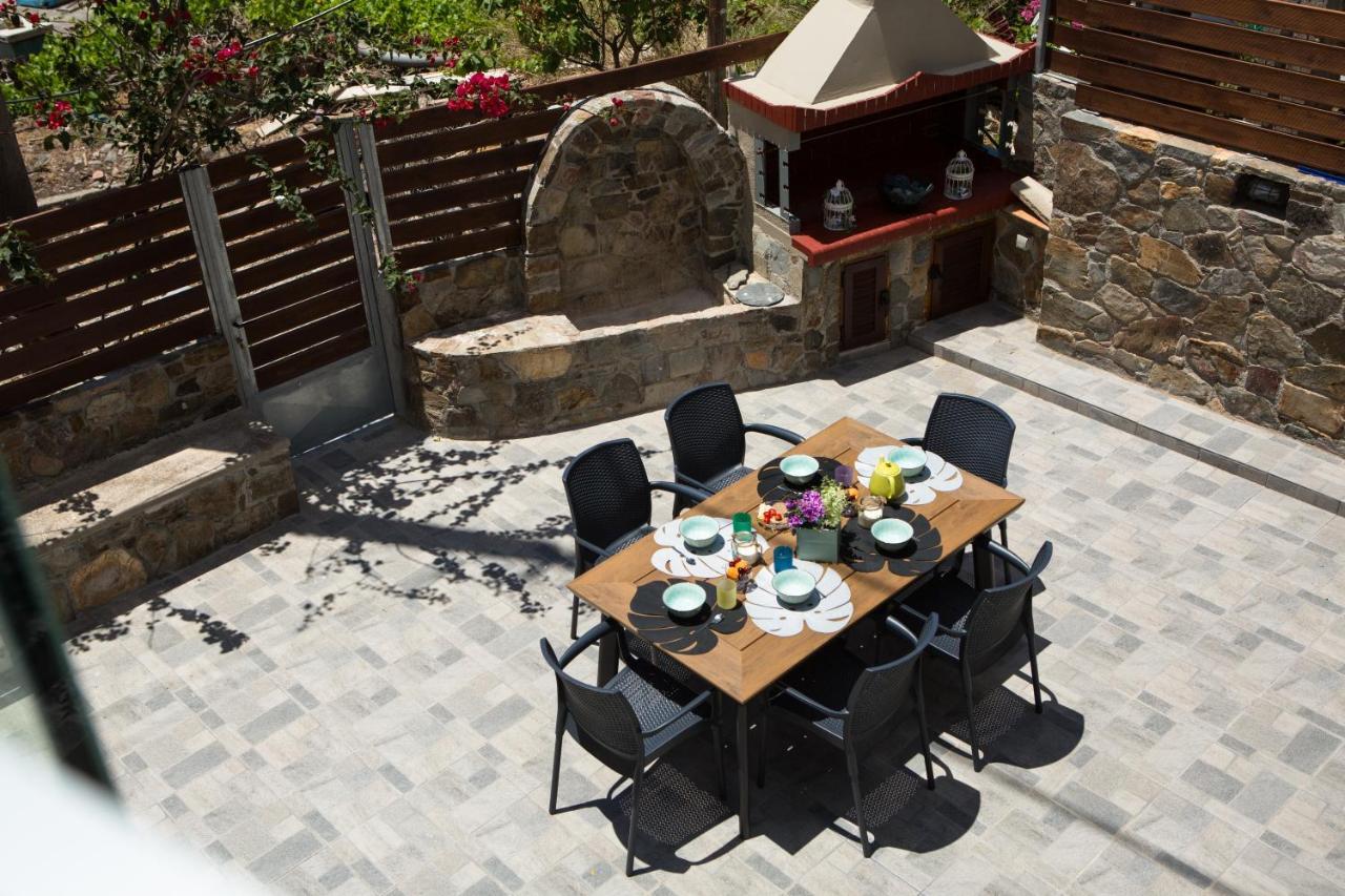 Tzouganos Villa Sfinárion Exterior foto
